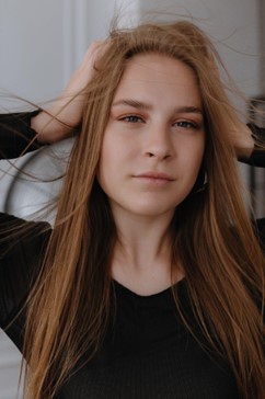 Anna K.